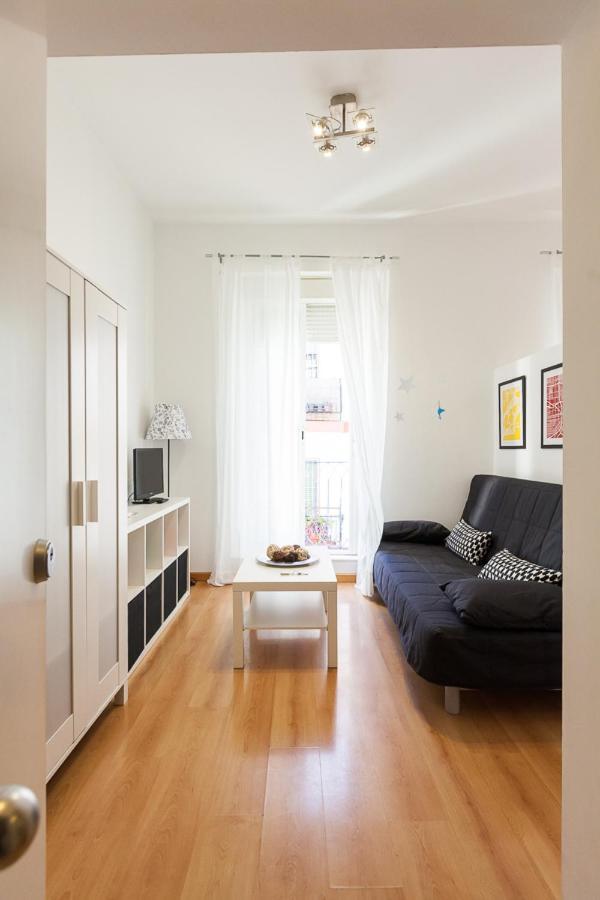 Peral Home Cozy Apartment Sevilha Exterior foto